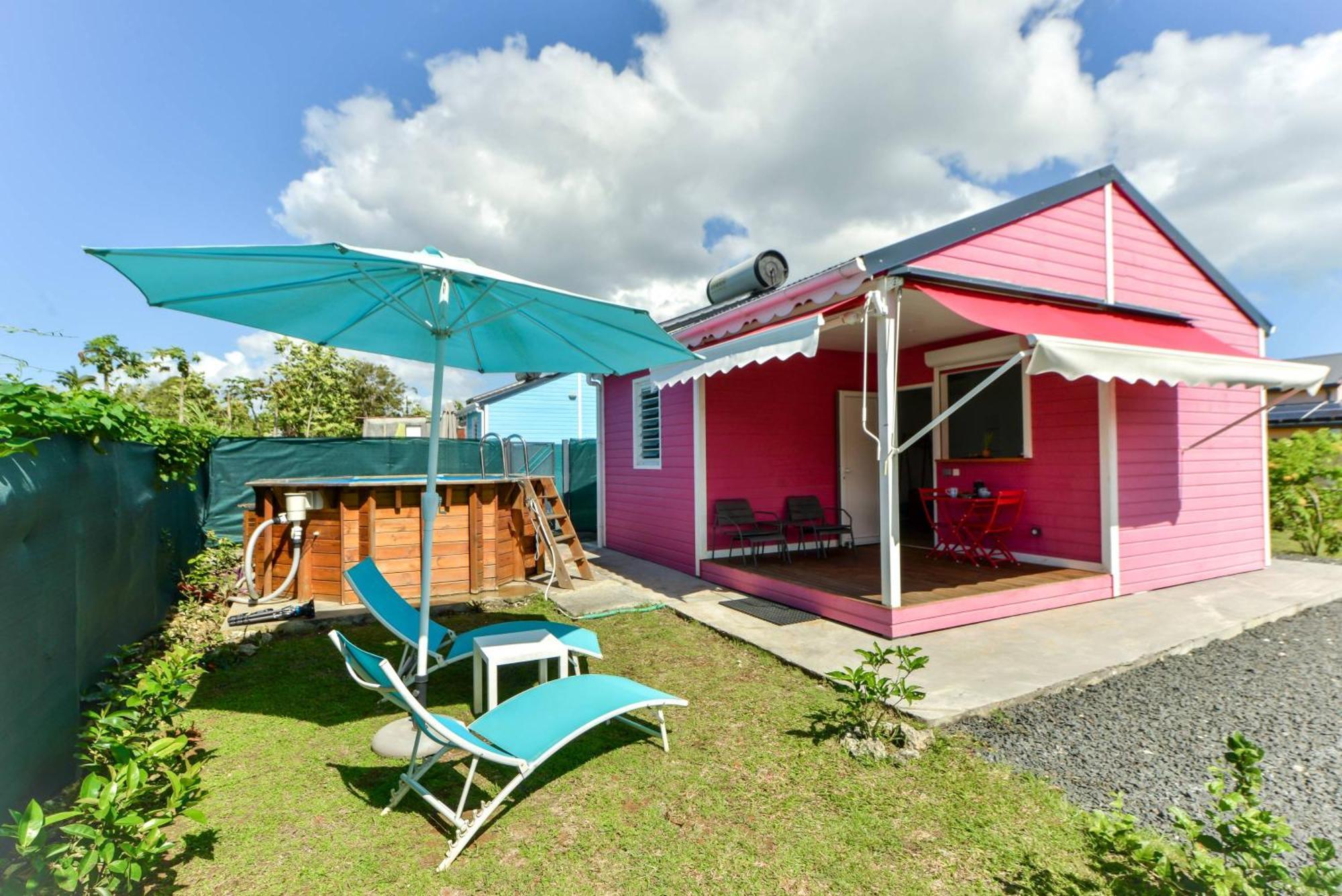 Les Jardins De Chantilly -bungalows 4 Etoiles Avec Jardins Et Piscines Privees Vakantiehuis Baie-Mahault